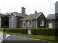the school.jpg (59886 bytes)