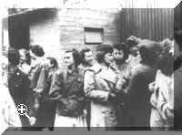 Wacs outside orderly room l-r: gerry hill. Thelma clouse - in doorway. Stasia mooney. Blanche stilmach. Mimi de marco. Bea abrams 